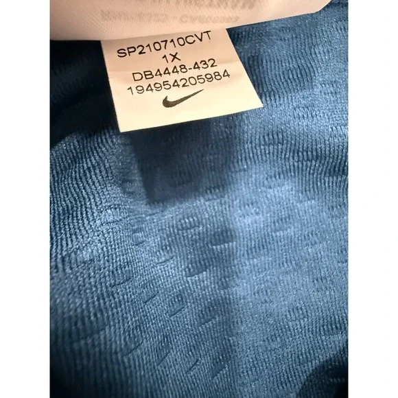 New Nike Women's Plus Size 1X Air Running Tank Top Blue  MSRP $50 DB4448-432 - Picture 5 of 10